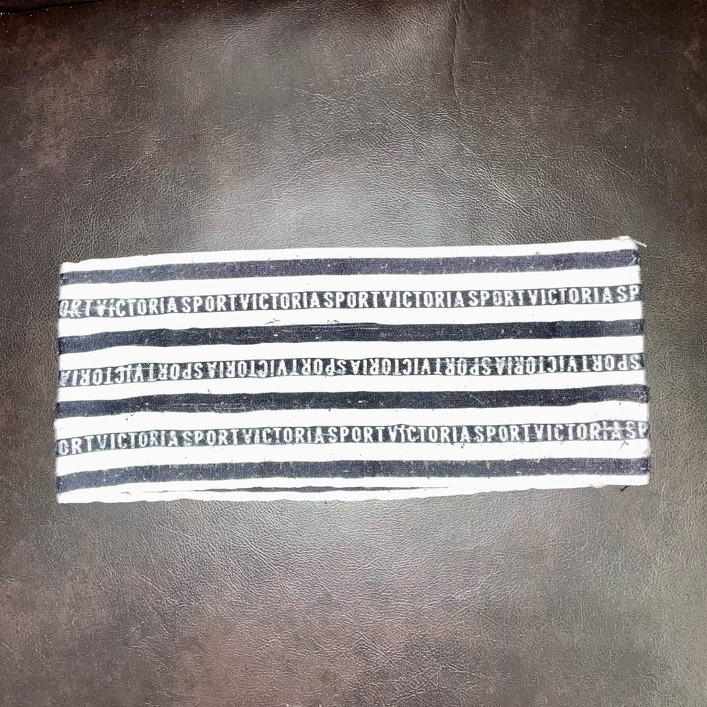 Women’s Victoria’s Secret striped black & white logo waist compression band O/S - Picture 2 of 8